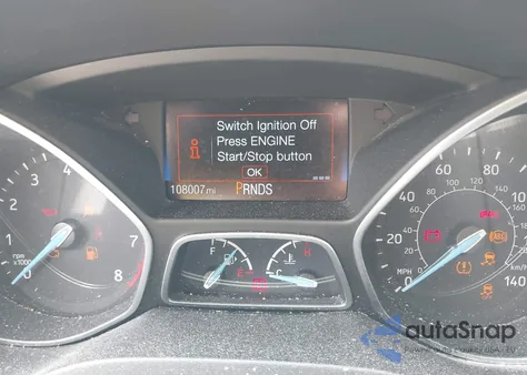 2018 Ford Focus Titanium z USA, uszkodzony, nr VIN 1FADP3J27JL279628